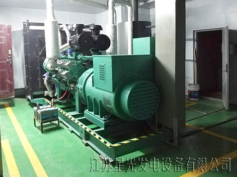 南寧鳳祥名居小區800KW里卡多發電機組